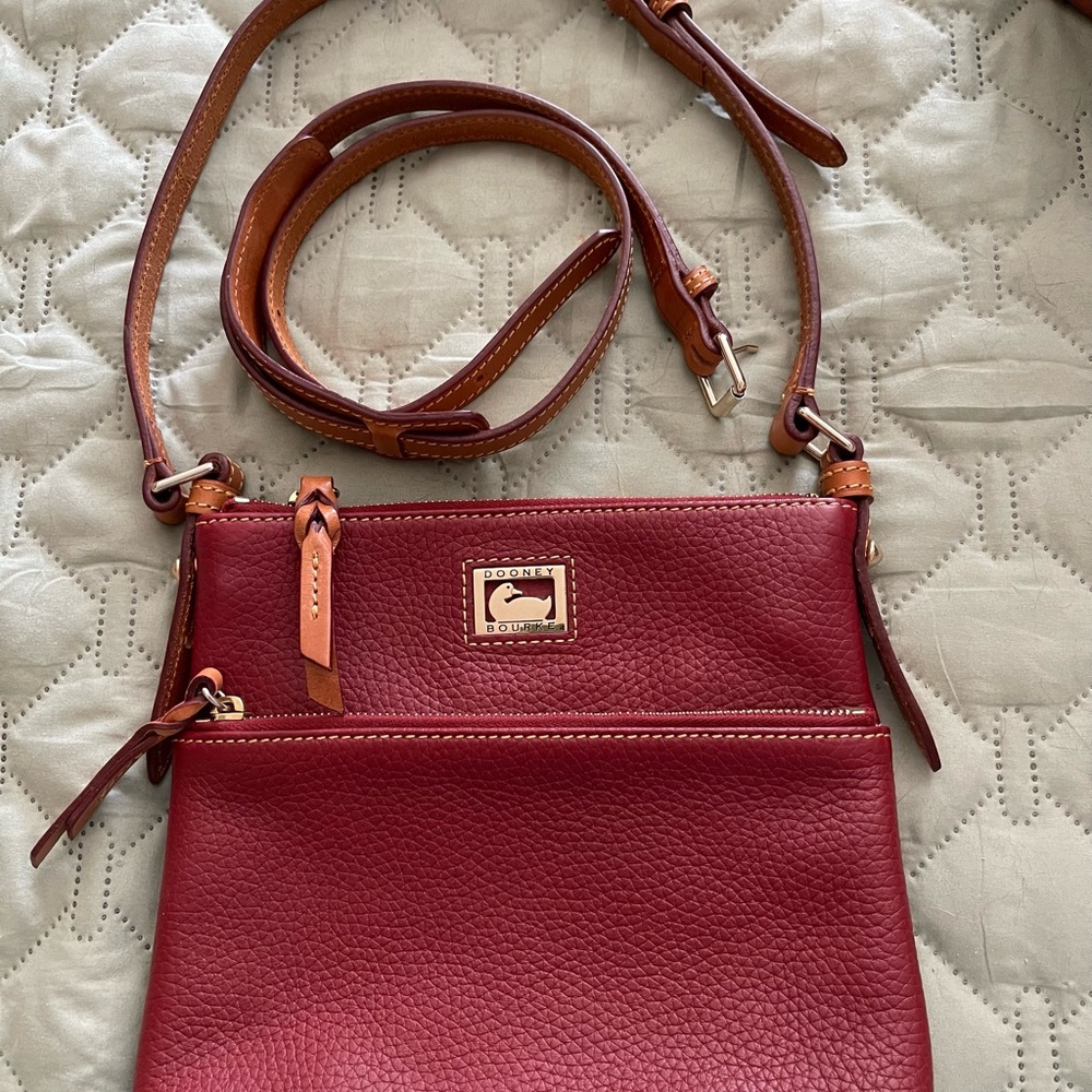Dooney & Bourke leather bag